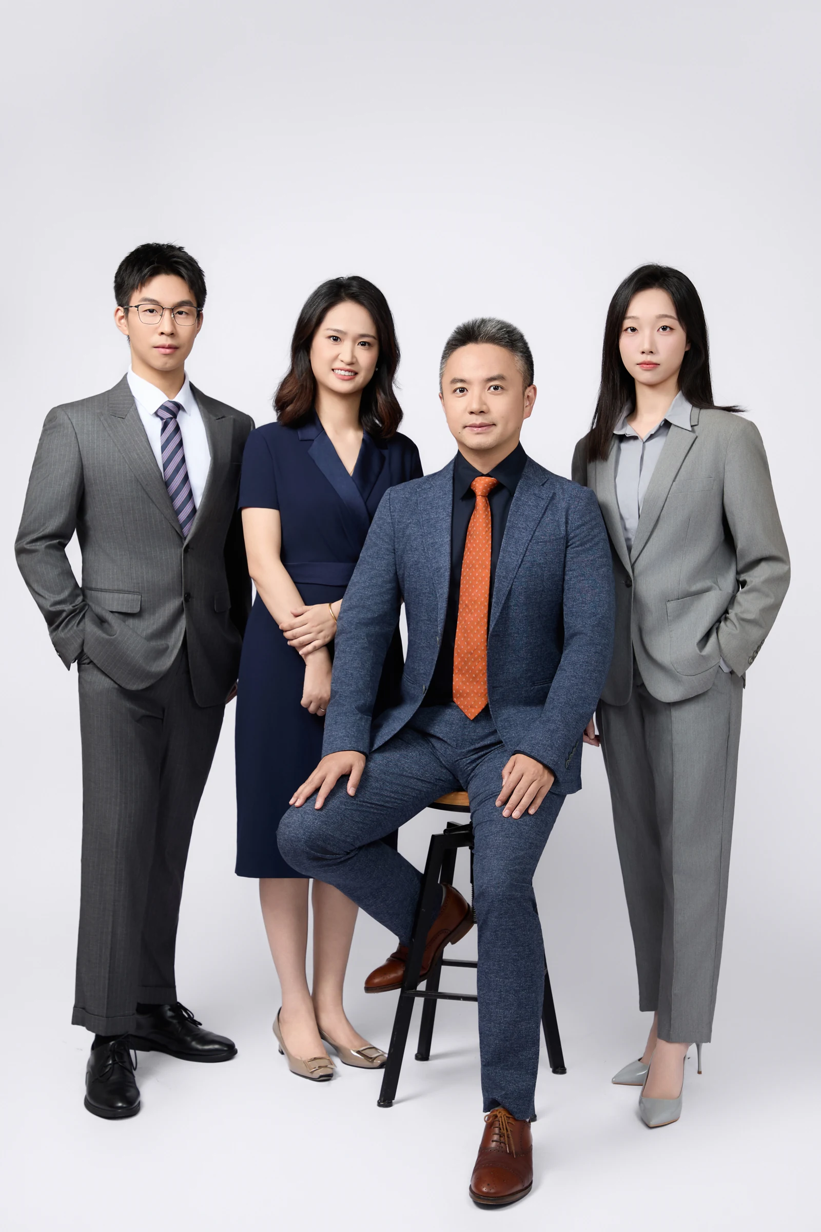 高明月律师与团队合影